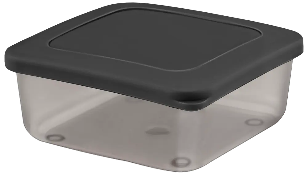 Firkantet plastik madbeholder med sort låg. Gennemsigtig bund gør indholdet synligt. Velegnet til opbevaring af rester, madforberedelse eller organisering af køkkenvarer. Holdbar og genanvendelig.