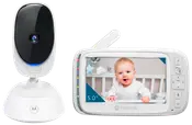 Motorola babyvakt med vit kameradel och 5-tums färgskärm, föräldraenhet med knappar och antenn för tydlig video- och ljudövervakning.