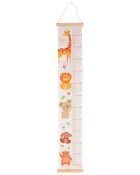 Børnehøjde måler med søde dyremotiver: giraf, løve, koala, abe og bjørn. Lavet af stof med ophæng, markeret med målelinjer til at følge barnets vækst.