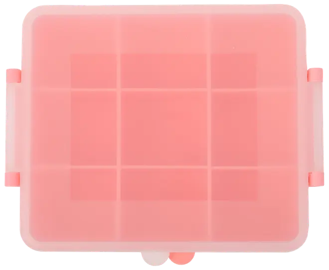 Firkantet lyserød plastikopbevaringsboks med gennemsigtigt låg, ni indvendige rum og sikre sidelåse til organisering af småting som smykker, perler eller hobbyartikler.