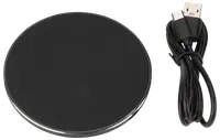 Rund svart trådlös laddningsplatta med slät yta, silverkant och medföljande USB-kabel för ström. Passar för laddning av kompatibla smartphones och enheter utan sladd.