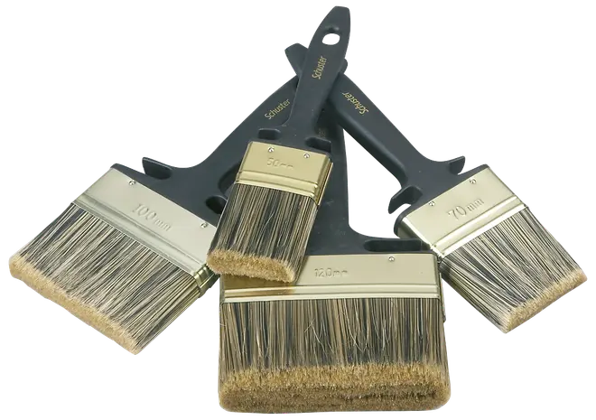Sæt med fire flade pensler med sorte plastikskafter og naturbørster, mærket med bredderne: 50mm, 70mm, 100mm og 120mm. Velegnet til malerprojekter.
