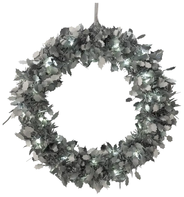 Sølvfarvet kunstig krans med metalliske kristtornblade og indbyggede hvide LED-lys. Rundt design, velegnet til indendørs eller udendørs juledekoration. Med ophængsløkke.