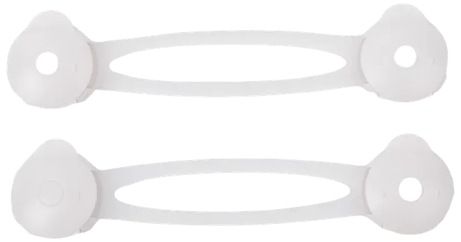Två vita barnsäkra lås i plast med självhäftande ändar, avsedda för att säkra skåp eller lådor. Flexibel rem förbinder två runda fästytor.