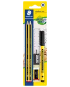 Staedtler studentset med två HB-blyertspennor, linjal, svart penna, vässare och suddgummi. Tillverkat av återvunnet trä. Perfekt för skola och kontor.
