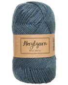 Mörkblått akrylgarnnystan, 50 gram, 150 meter. Mjuk textur, passar för stickning eller virkning. Märkt "Akrylgarn" med brun pappersetikett.
