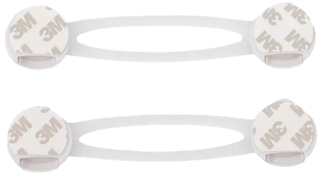 Två vita flexibla barnlås med självhäftande 3M-kuddar, avsedda för att säkra skåp, lådor eller apparater och förhindra att barn når farliga föremål.