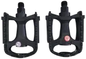 Par svarta cykelpedaler i plast med räfflade kanter för grepp, märkta med vänster- och högersymbol. Standardgängade axlar för enkel montering på de flesta cyklar.