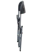 Et par justerbare krykker i aluminium med polstrede arm- og håndgreb, designet til komfort og støtte ved gangbesvær. Letvægts, holdbare og velegnet til voksne eller teenagere.