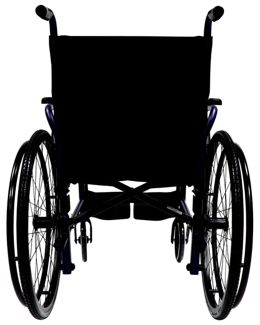 Standard manuell rullstol med stora bakhjul, skjuthandtag, svart sits och ryggstöd. Lätt ram, fotstöd och hållbar konstruktion för daglig komfort.