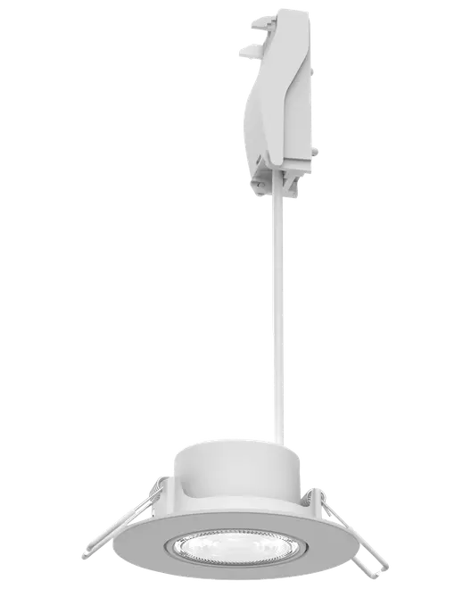 Indbygget LED-downlight med hvid kant, justerbare monteringsarme og integreret samledåse. Velegnet til loftsinstallation, giver fokuseret og energieffektiv belysning.
