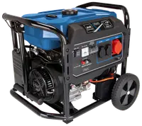 Bærbar generator med blå brændstoftank, sort ramme, to hjul, flere strømudtag, kontrolpanel med kontakter, voltmeter og snorstart. Velegnet til nødstrømsforsyning.