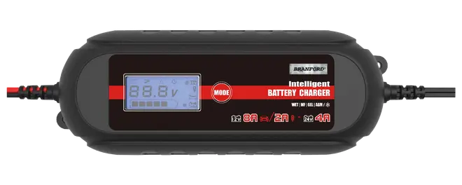Rektangulær intelligent batterioplader med digitalt display, tilstandsknap og mærkede strømindstillinger til 12V og 24V batterier. Sort kabinet med røde og hvide tekstdetaljer.