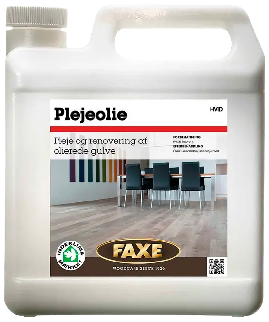 Plastdunk med Faxe hvid plejeolie til pleje og renovering af olierede trægulve. Egnet til indendørs brug, miljømærket, med skruelåg og bærehåndtag.