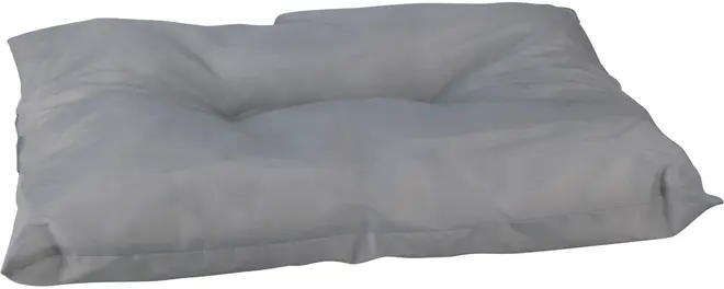 Rektangulær, lysegrå hundeseng med blød, polstret overflade og let fordybning i midten. Lavet af stof, egnet til små til mellemstore kæledyr. Enkel, minimalistisk stil.