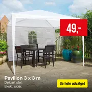 Sort gasgrill med 3 brændere
