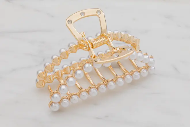 Hårklämma med pärlor - guld