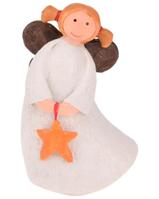 Handgjord ängel med bruna vingar, vit strukturerad klänning, orange tofsar och leende ansikte, håller en orange stjärna. Perfekt för jul eller dekoration.