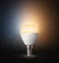 Philips Hue White Ambiance smart LED-pære med E14 fatning, justerbar hvidt lys, kompakt rund form, energibesparende, moderne design, velegnet til intelligent belysningsstyring.