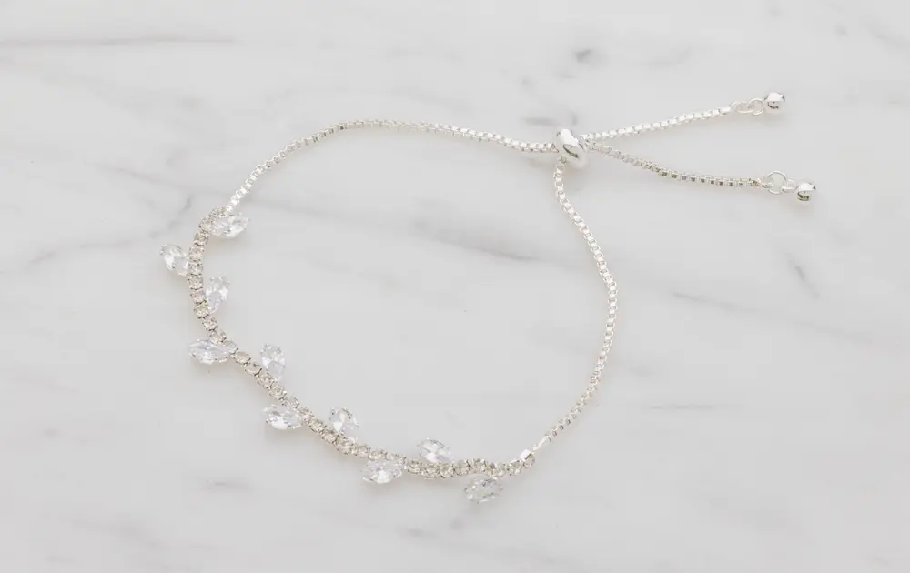 Armband med stenar - silver