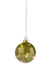 Grøn glasjulekugle med guldfarvet top, fyldt med varme hvide LED-lys. Rund form, gennemsigtig ophængsbånd. Dekorativ og festlig til juletræ eller hjemmet.