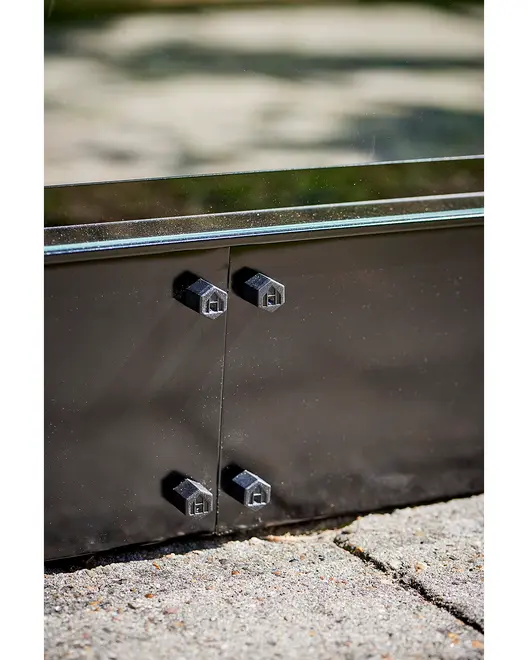 Halls Fundament Qube 68 - sort