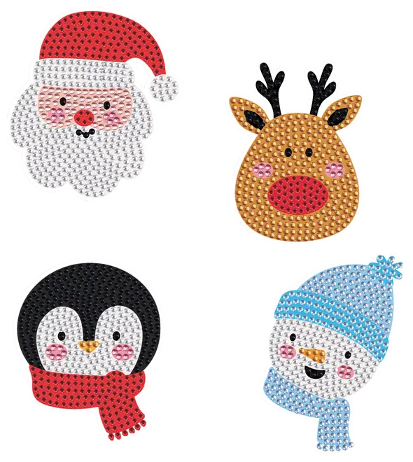 Fyra juliga klistermärken med strasstenar: tomte, ren, pingvin med röd halsduk och snögubbe med blå mössa och halsduk. Varje motiv är färgglatt och glittrigt.