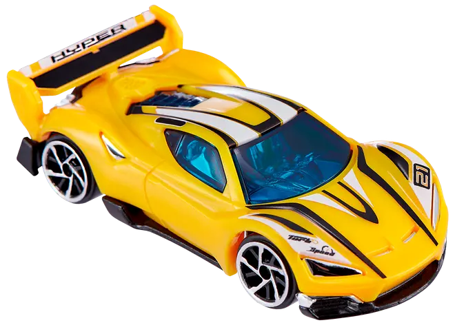 Gul leksaksracerbil med svarta och vita ränder, blåtonade fönster, stor bakspoiler och detaljerade hjul. Strömlinjeformat, aerodynamiskt utseende för lek eller samlare.