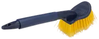 Rengøringsbørste med langt mørkeblåt håndtag og lysegule børster. Ergonomisk greb og hul til ophængning. Velegnet til skrubning af forskellige overflader og rengøring.