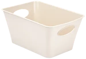 Rektangulær, cremefarvet plastikopbevaringskurv med afrundede hjørner og to ovale udskårne håndtag på modsatte sider. Glat overflade, ideel til organisering af husholdningsartikler.